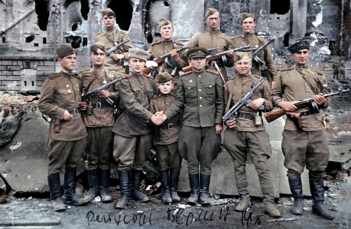 Uniforms of the Workers' and Peasants' Army (RKKA) 1941-1945